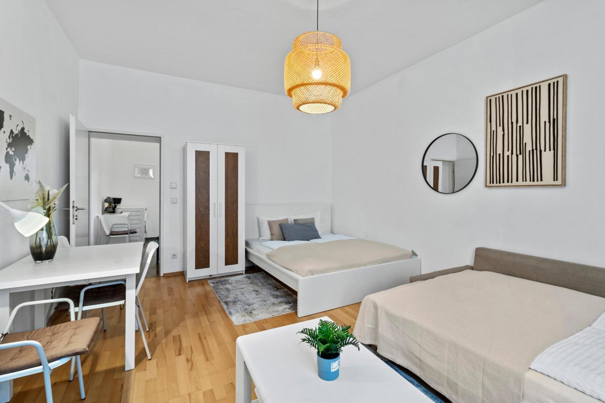 Stylish Apartment, 4 Min To U3 Zipperer Strasse Vienna Exterior photo