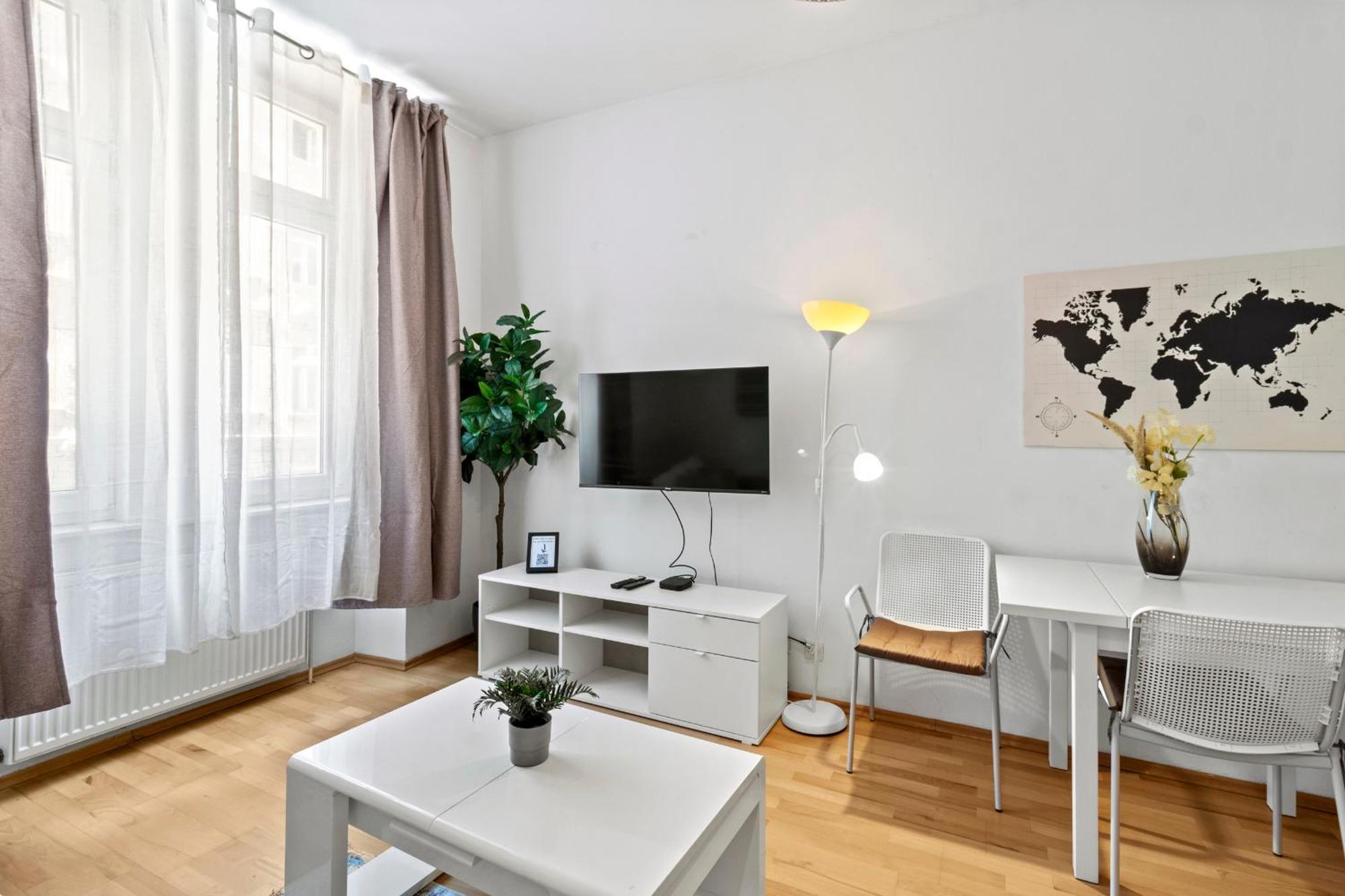 Stylish Apartment, 4 Min To U3 Zipperer Strasse Vienna Exterior photo